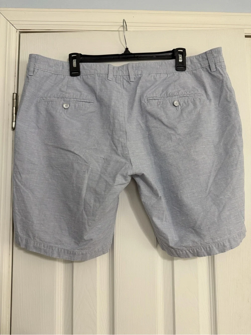 Rodd & Gunn men’s blue and white striped pattern shorts size 40 woven in Italy